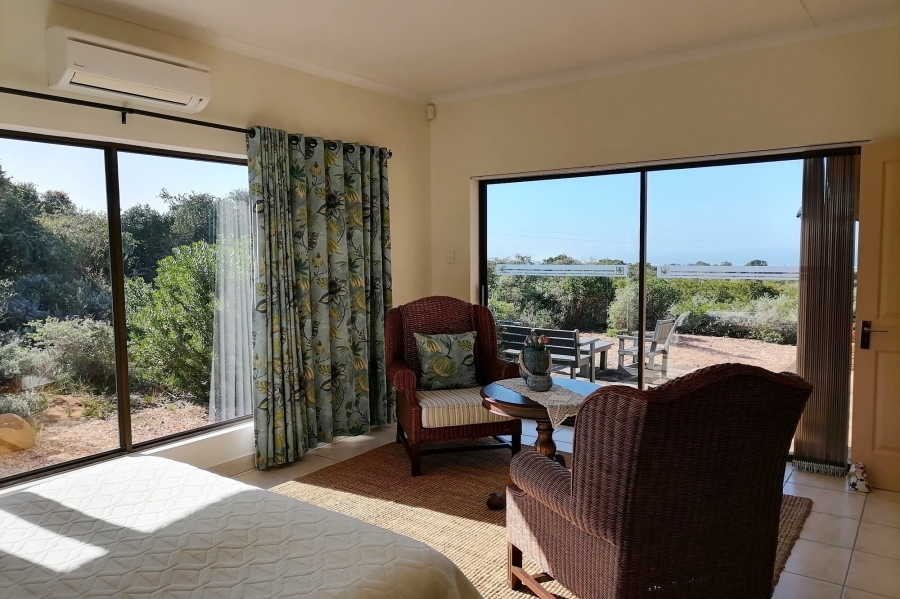 4 Bedroom Property for Sale in Stilbaai Wes Western Cape